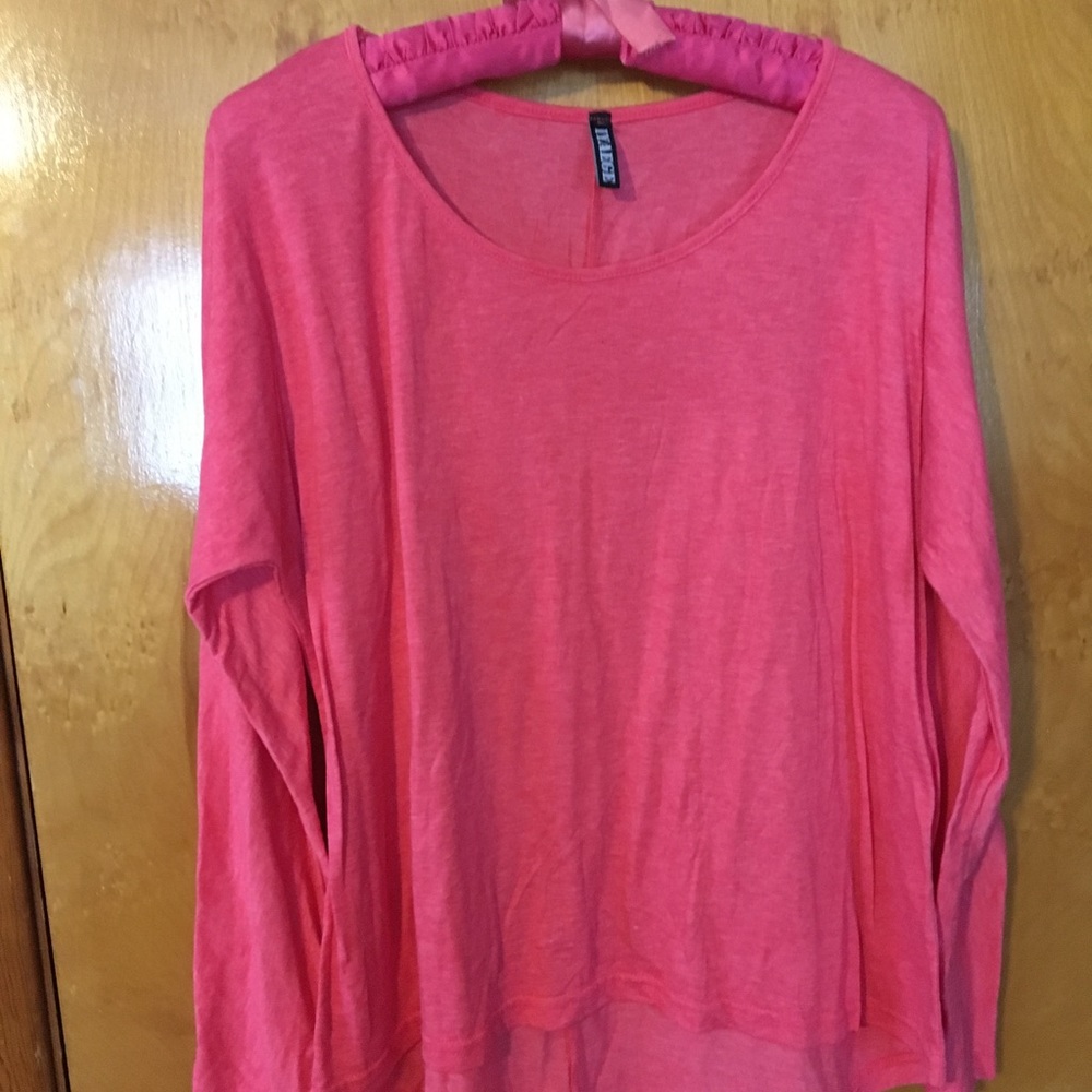 Super comfy long sleeved tee
